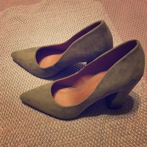 Brand new lolashoetique heels 👠